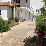Vaso Apts Sarandë